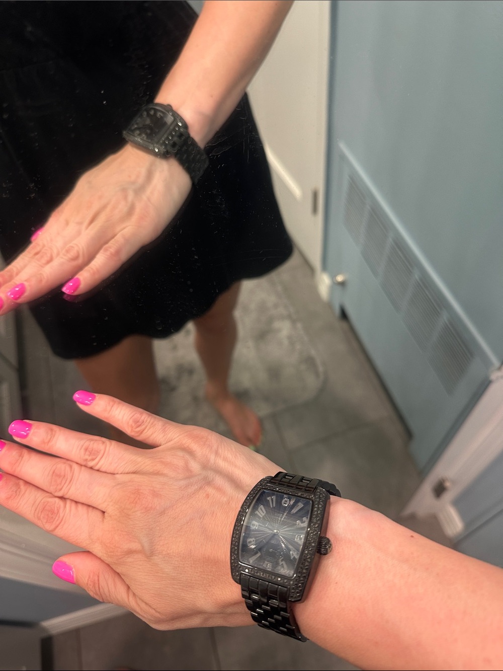 MICHELE
Urban Noir Ladies Watch black set with black diamonds